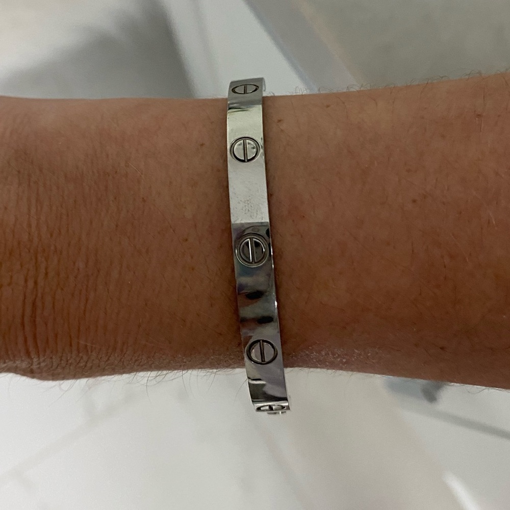 WHITE GOLD BRACELET